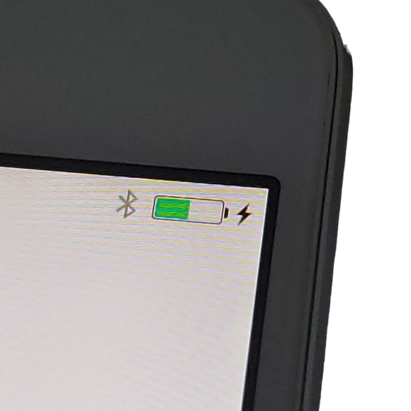 Energizer Lightning Charging Cable 6 Ft. - Picture 8 of 9